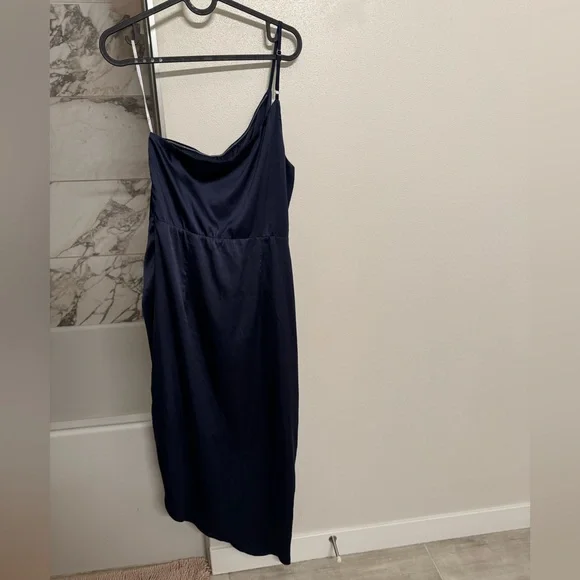 NWOT Lulu's One Shoulder Navy Dress - Picture 11 of 12